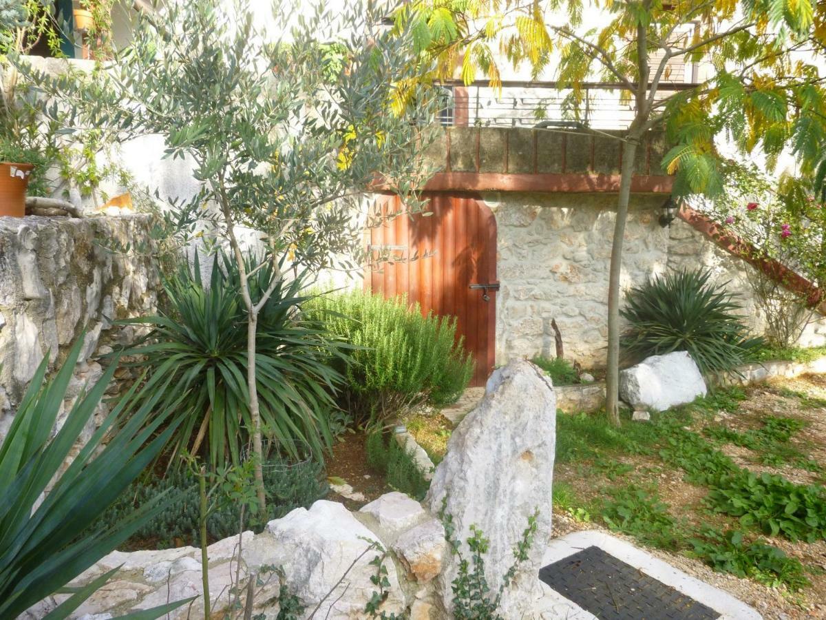 Cosy Getaway Villa Gostinjac Luaran gambar